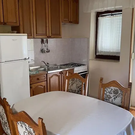 Appartamento Nada Borik