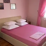 Apartment Nada Borik *