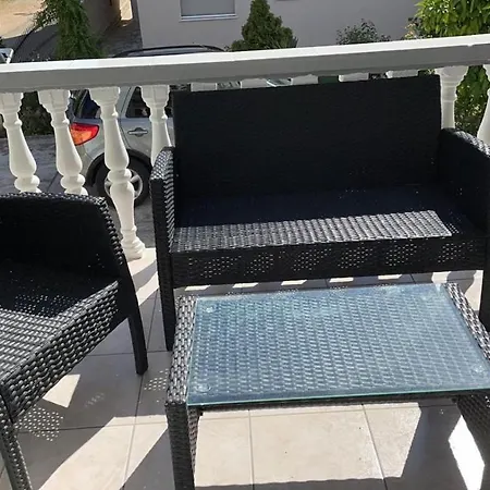 Nada Borik Apartment