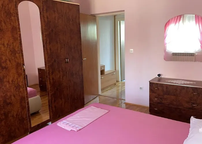 Nada Borik Apartamento *